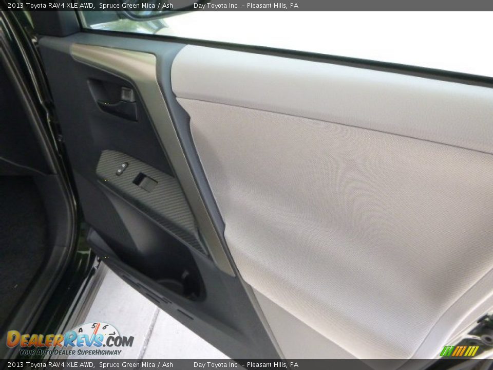 2013 Toyota RAV4 XLE AWD Spruce Green Mica / Ash Photo #11