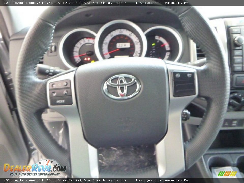 2013 Toyota Tacoma V6 TRD Sport Access Cab 4x4 Silver Streak Mica / Graphite Photo #19