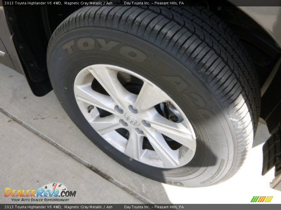 2013 Toyota Highlander V6 4WD Magnetic Gray Metallic / Ash Photo #8