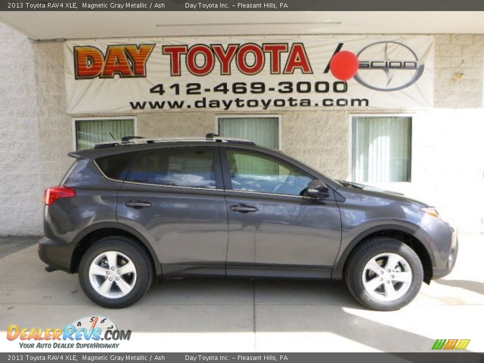 2013 Toyota RAV4 XLE Magnetic Gray Metallic / Ash Photo #1