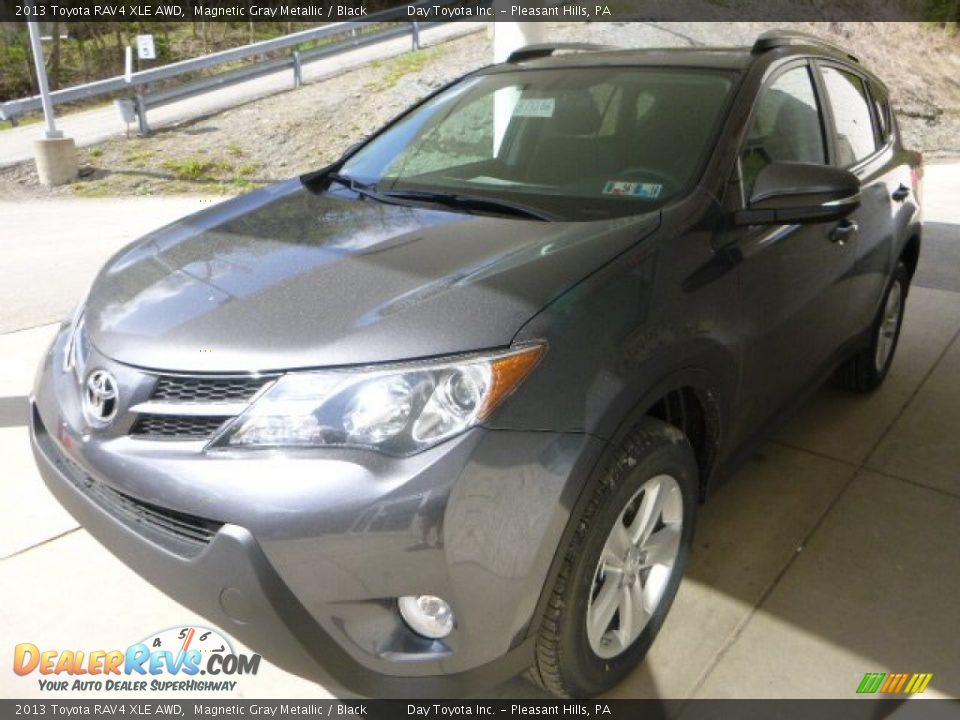 2013 Toyota RAV4 XLE AWD Magnetic Gray Metallic / Black Photo #5