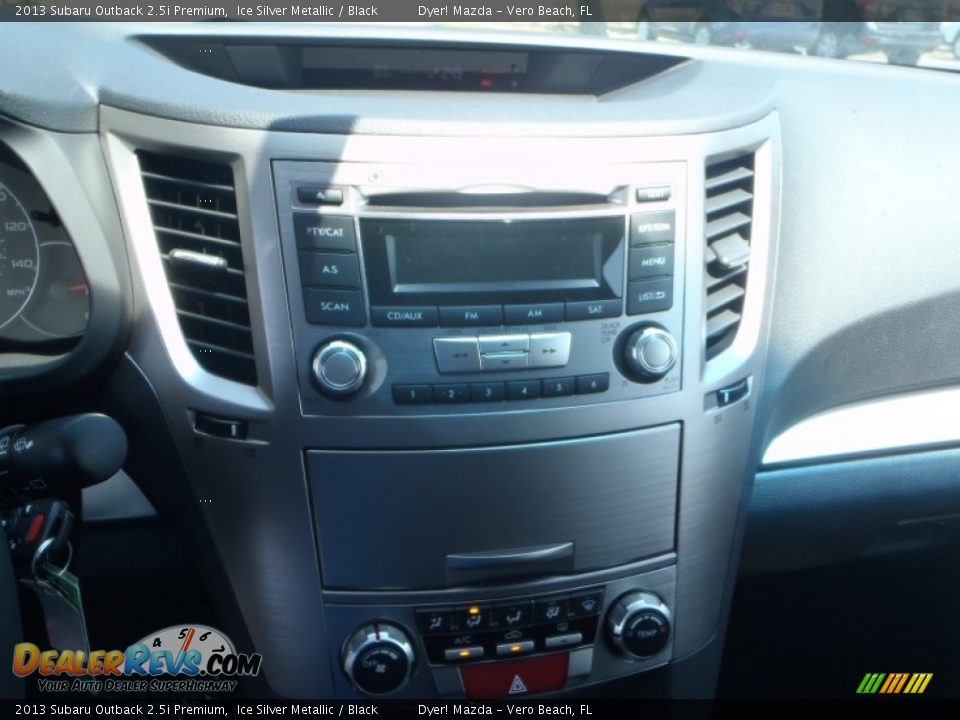 2013 Subaru Outback 2.5i Premium Ice Silver Metallic / Black Photo #13