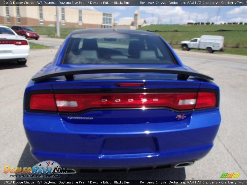 2013 Dodge Charger R/T Daytona Daytona Blue Pearl / Daytona Edition Black/Blue Photo #7