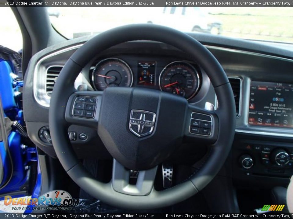 2013 Dodge Charger R/T Daytona Steering Wheel Photo #19