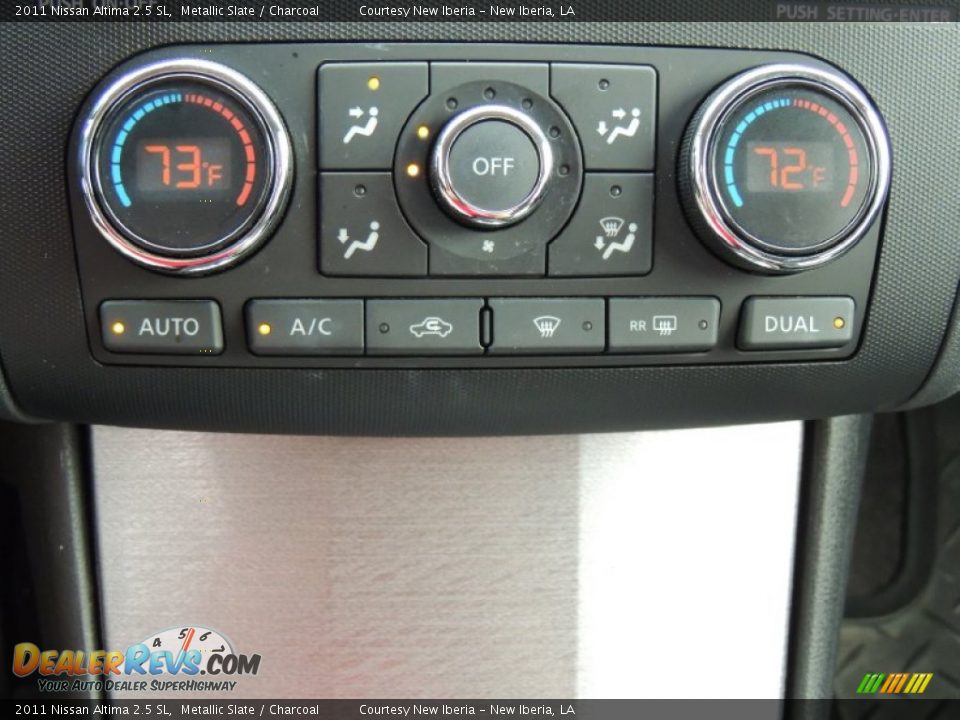 Controls of 2011 Nissan Altima 2.5 SL Photo #20
