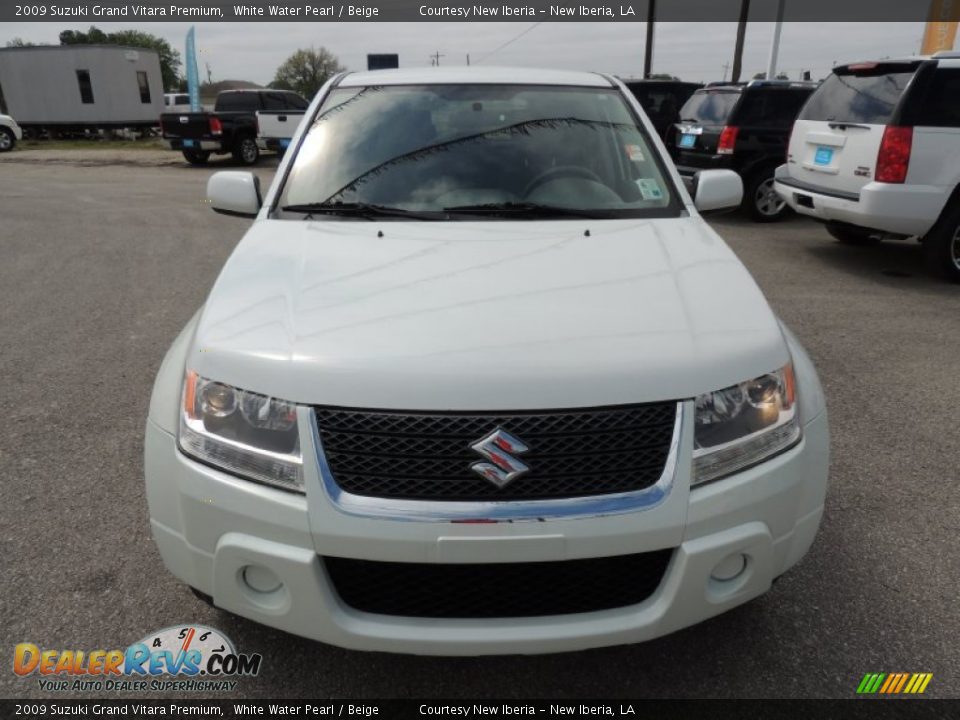 2009 Suzuki Grand Vitara Premium White Water Pearl / Beige Photo #2