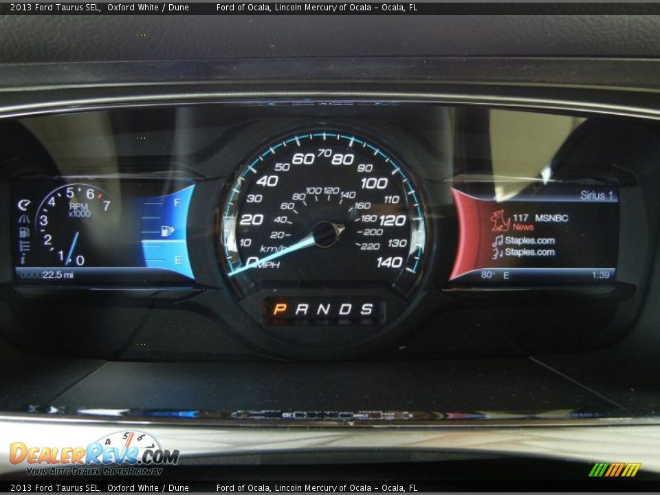 2013 Ford Taurus SEL Oxford White / Dune Photo #8