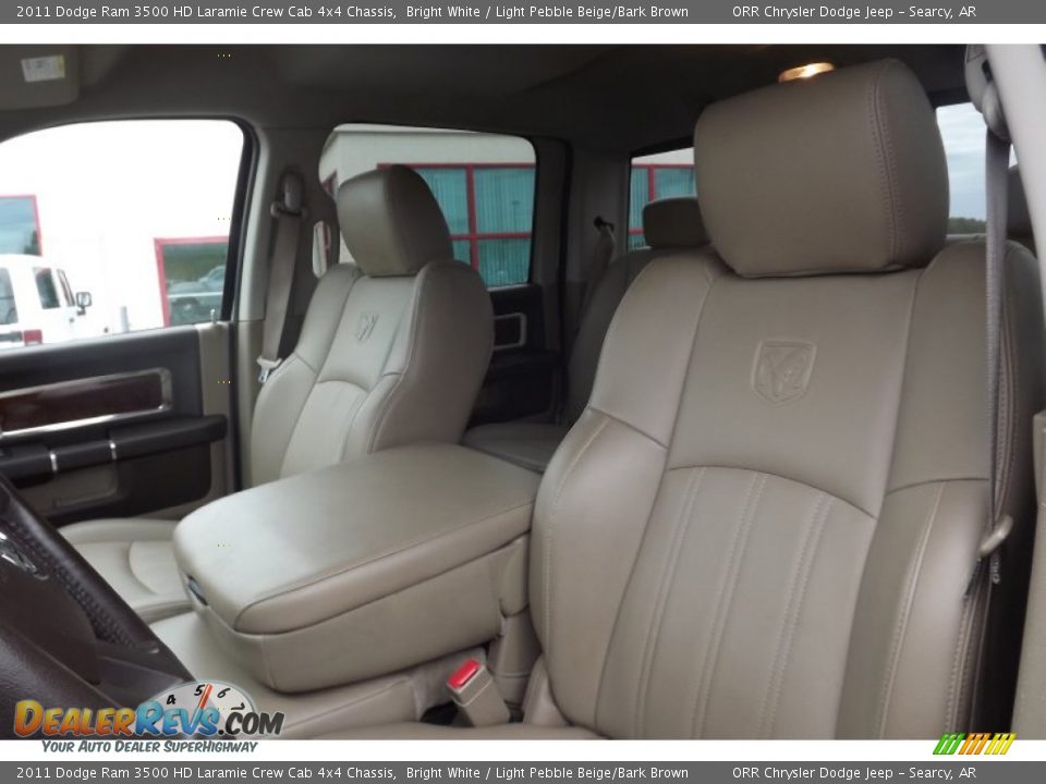 2011 Dodge Ram 3500 HD Laramie Crew Cab 4x4 Chassis Bright White / Light Pebble Beige/Bark Brown Photo #12