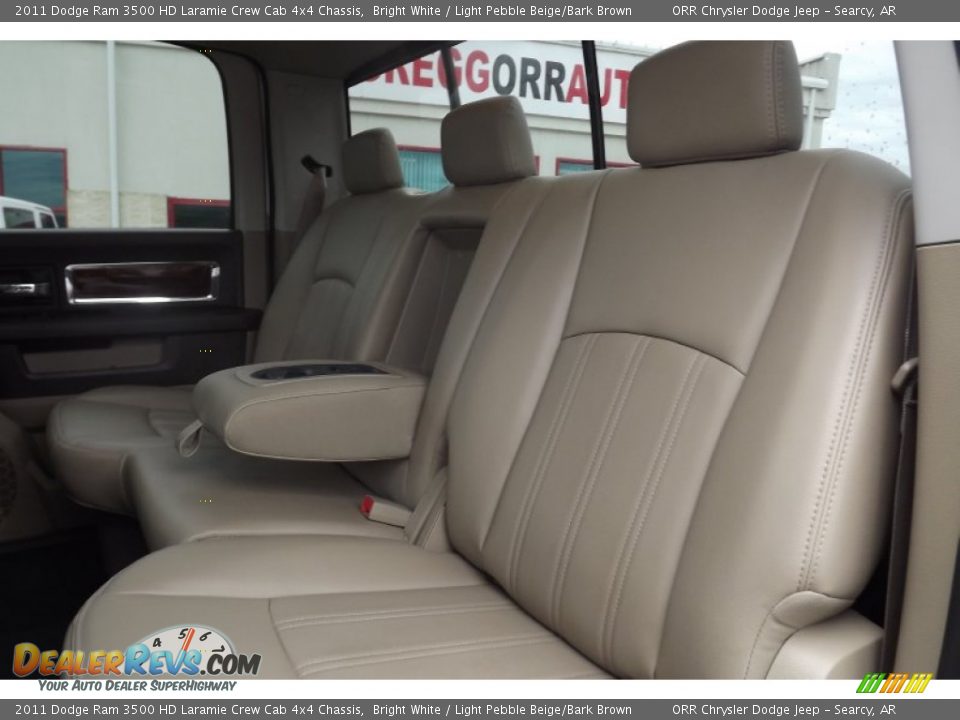 2011 Dodge Ram 3500 HD Laramie Crew Cab 4x4 Chassis Bright White / Light Pebble Beige/Bark Brown Photo #16