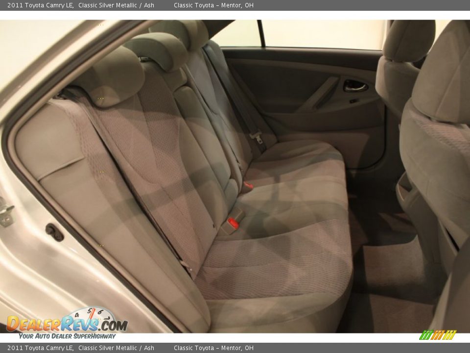 2011 Toyota Camry LE Classic Silver Metallic / Ash Photo #13