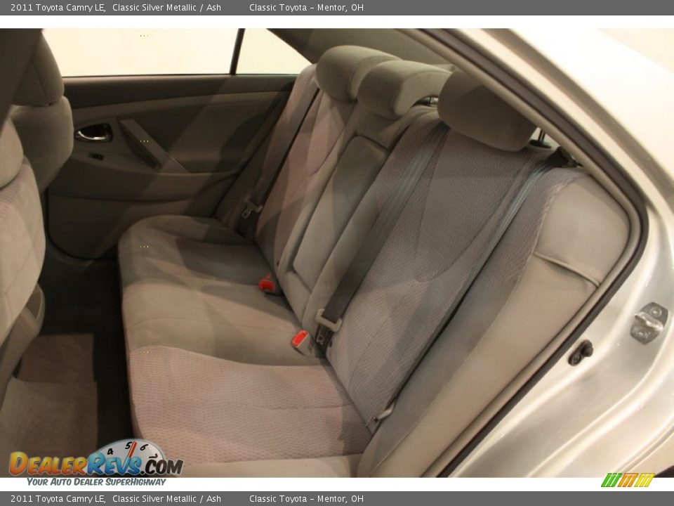 2011 Toyota Camry LE Classic Silver Metallic / Ash Photo #14