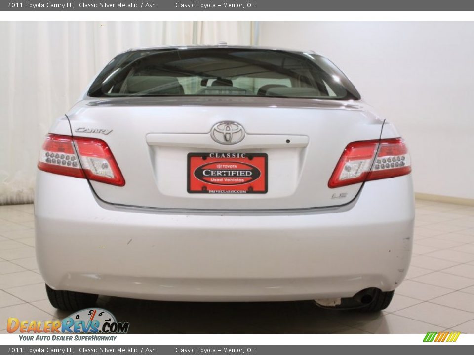 2011 Toyota Camry LE Classic Silver Metallic / Ash Photo #15
