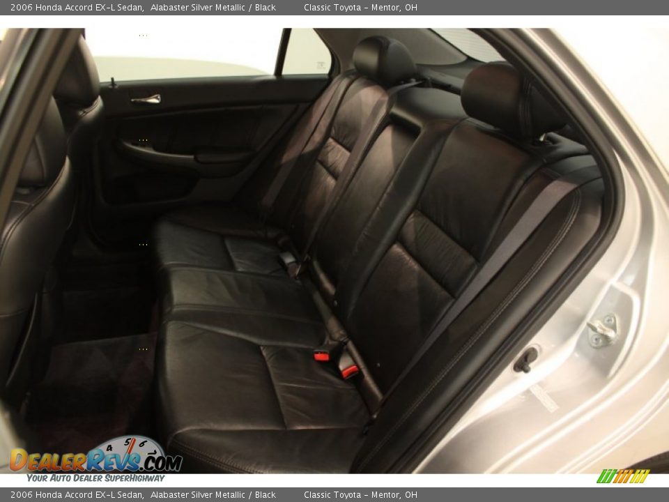 2006 Honda Accord EX-L Sedan Alabaster Silver Metallic / Black Photo #12