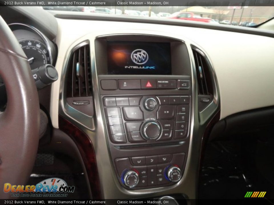 2012 Buick Verano FWD White Diamond Tricoat / Cashmere Photo #4
