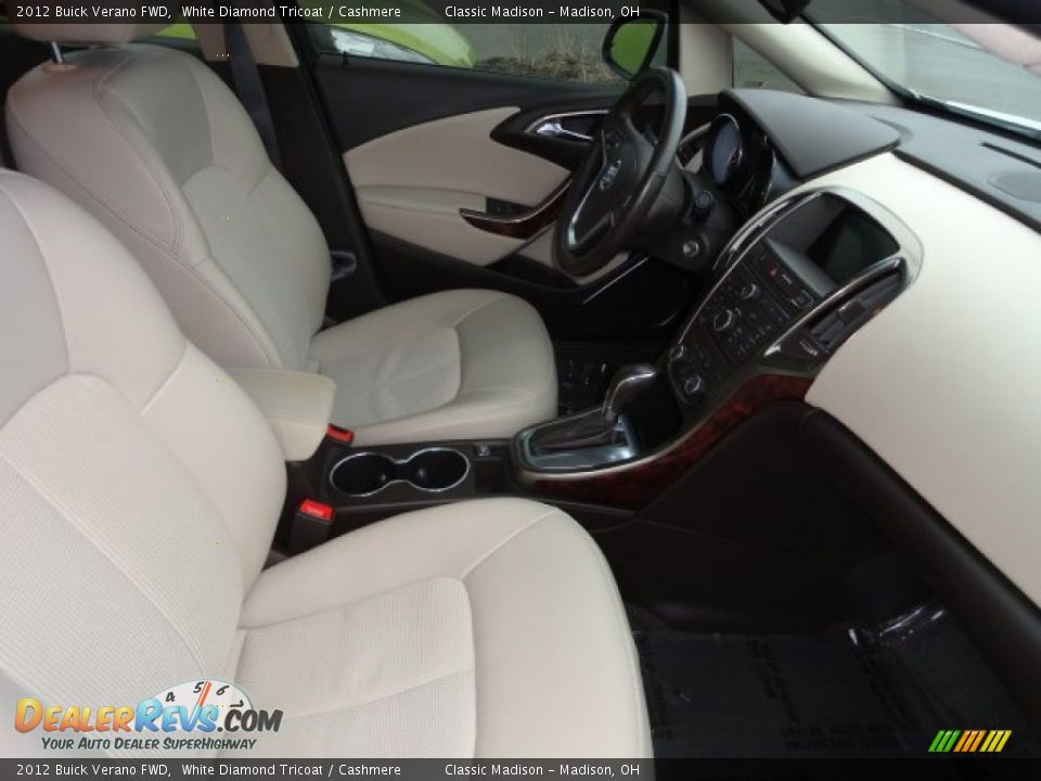 2012 Buick Verano FWD White Diamond Tricoat / Cashmere Photo #13