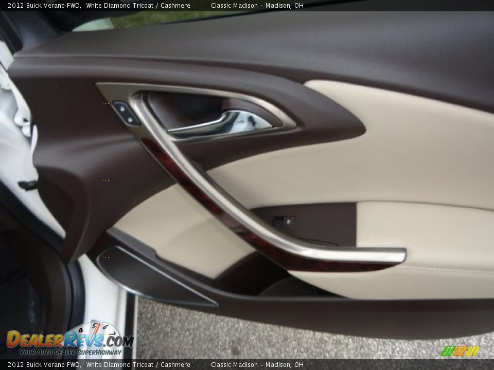 2012 Buick Verano FWD White Diamond Tricoat / Cashmere Photo #14