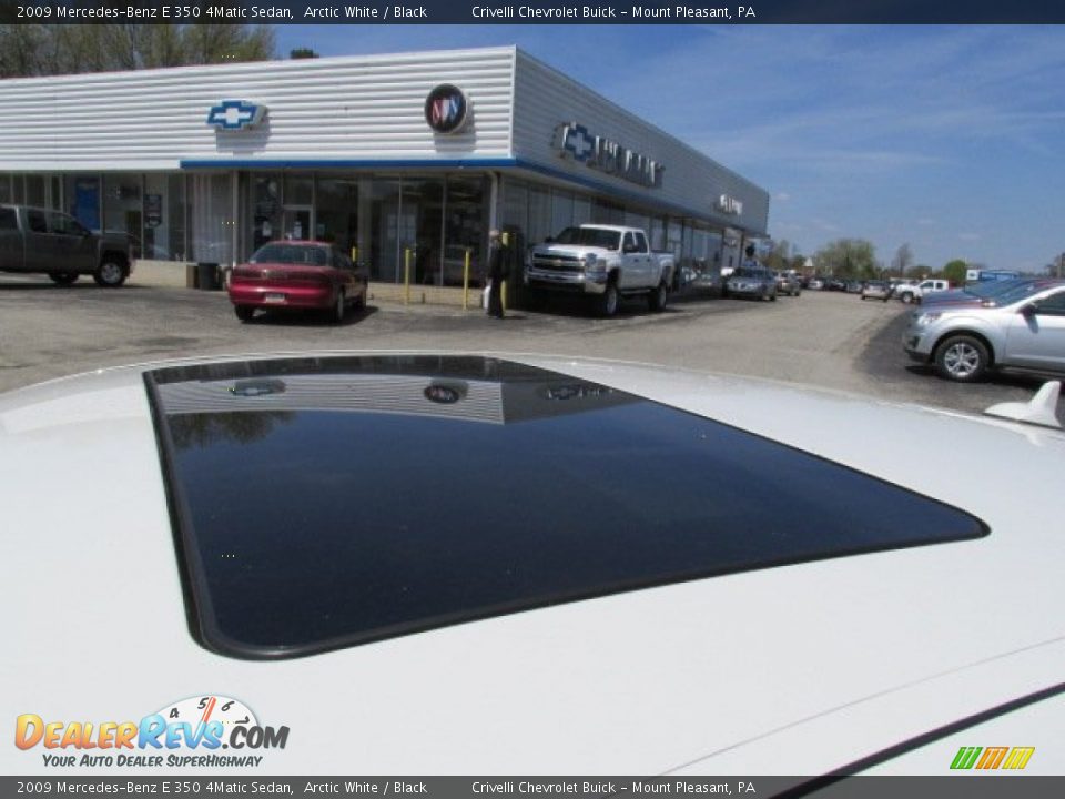 2009 Mercedes-Benz E 350 4Matic Sedan Arctic White / Black Photo #3