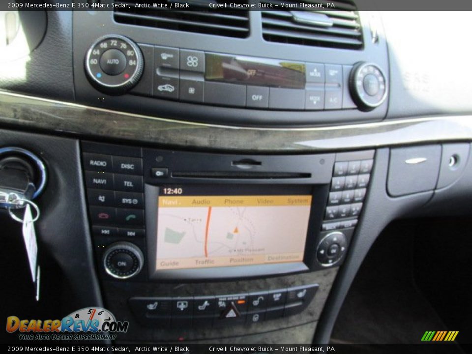 2009 Mercedes-Benz E 350 4Matic Sedan Arctic White / Black Photo #20