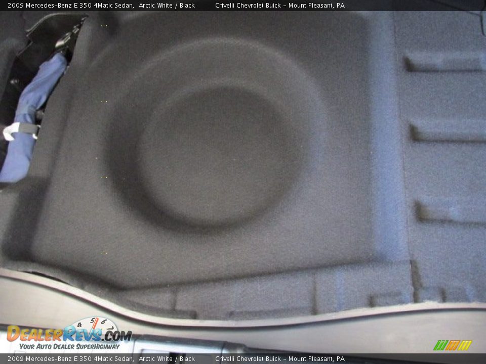 2009 Mercedes-Benz E 350 4Matic Sedan Arctic White / Black Photo #30
