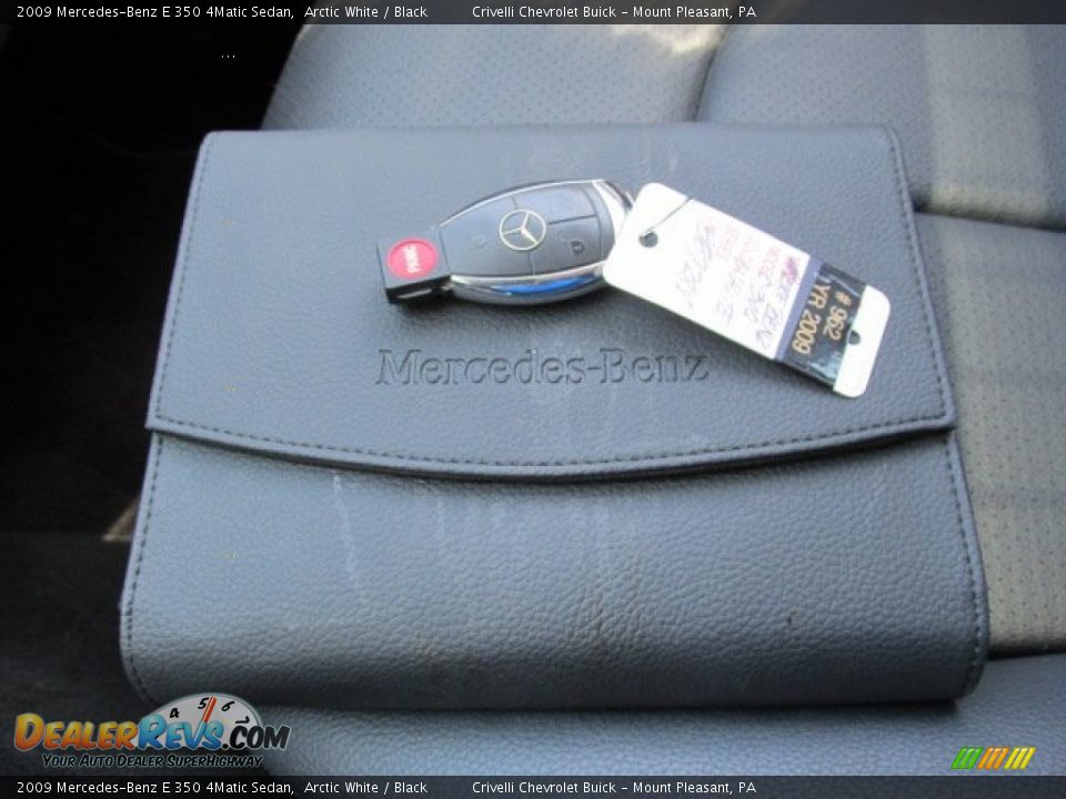 2009 Mercedes-Benz E 350 4Matic Sedan Arctic White / Black Photo #32