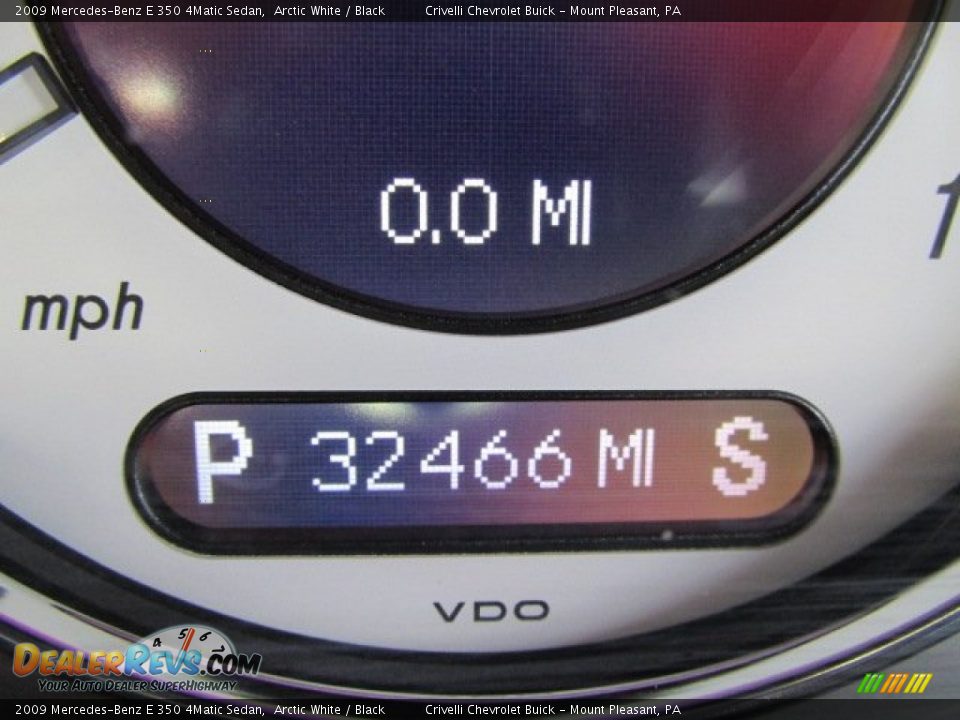 2009 Mercedes-Benz E 350 4Matic Sedan Arctic White / Black Photo #35