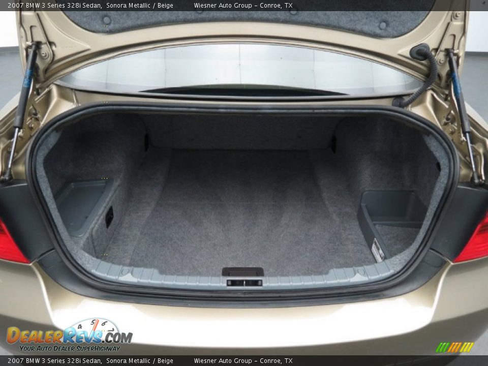 2007 BMW 3 Series 328i Sedan Trunk Photo #9