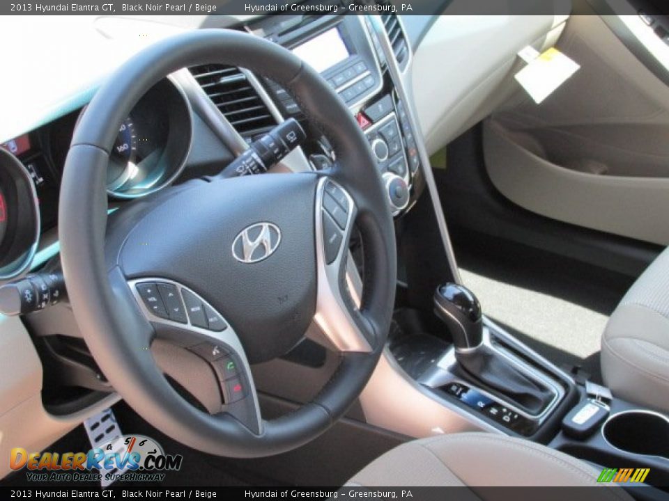 2013 Hyundai Elantra GT Black Noir Pearl / Beige Photo #5