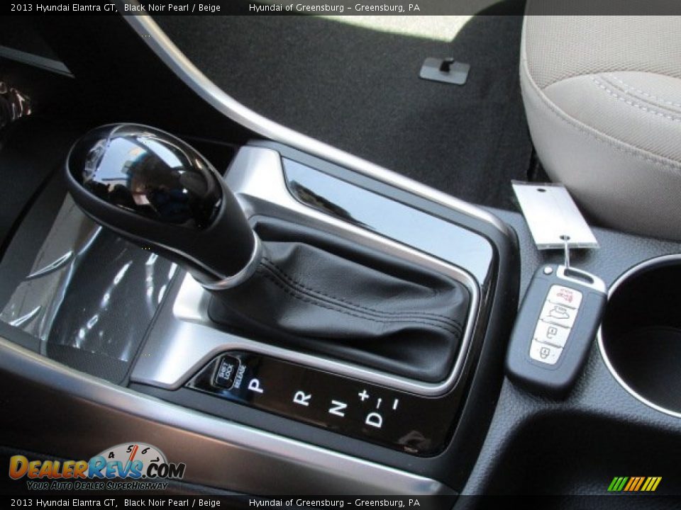 2013 Hyundai Elantra GT Black Noir Pearl / Beige Photo #7