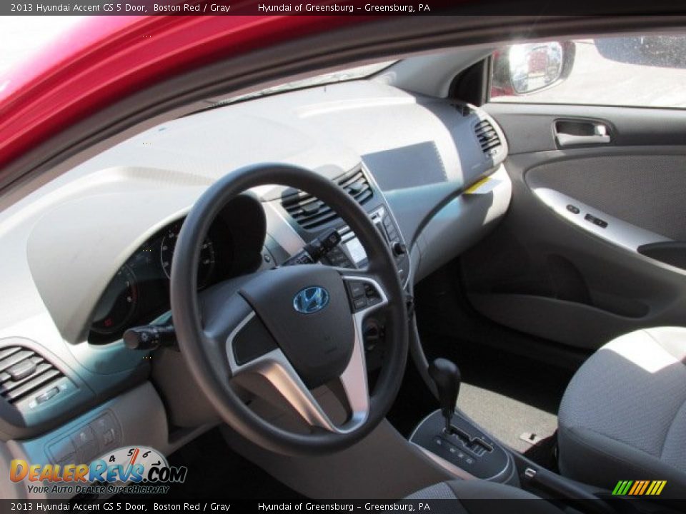 2013 Hyundai Accent GS 5 Door Boston Red / Gray Photo #5