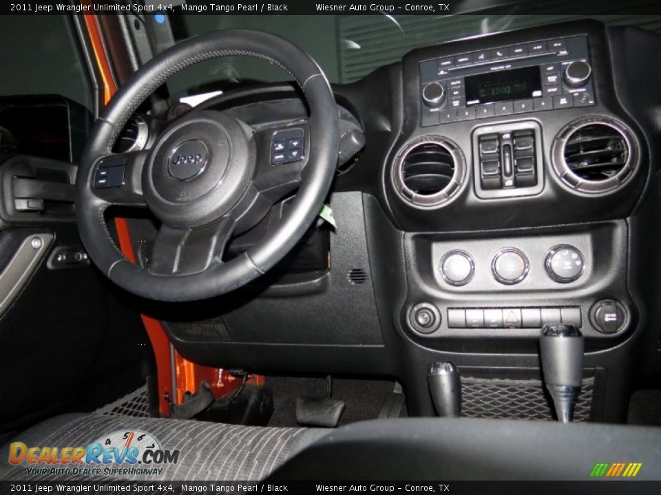 2011 Jeep Wrangler Unlimited Sport 4x4 Mango Tango Pearl / Black Photo #18