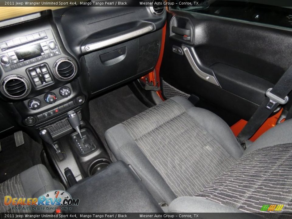 2011 Jeep Wrangler Unlimited Sport 4x4 Mango Tango Pearl / Black Photo #19