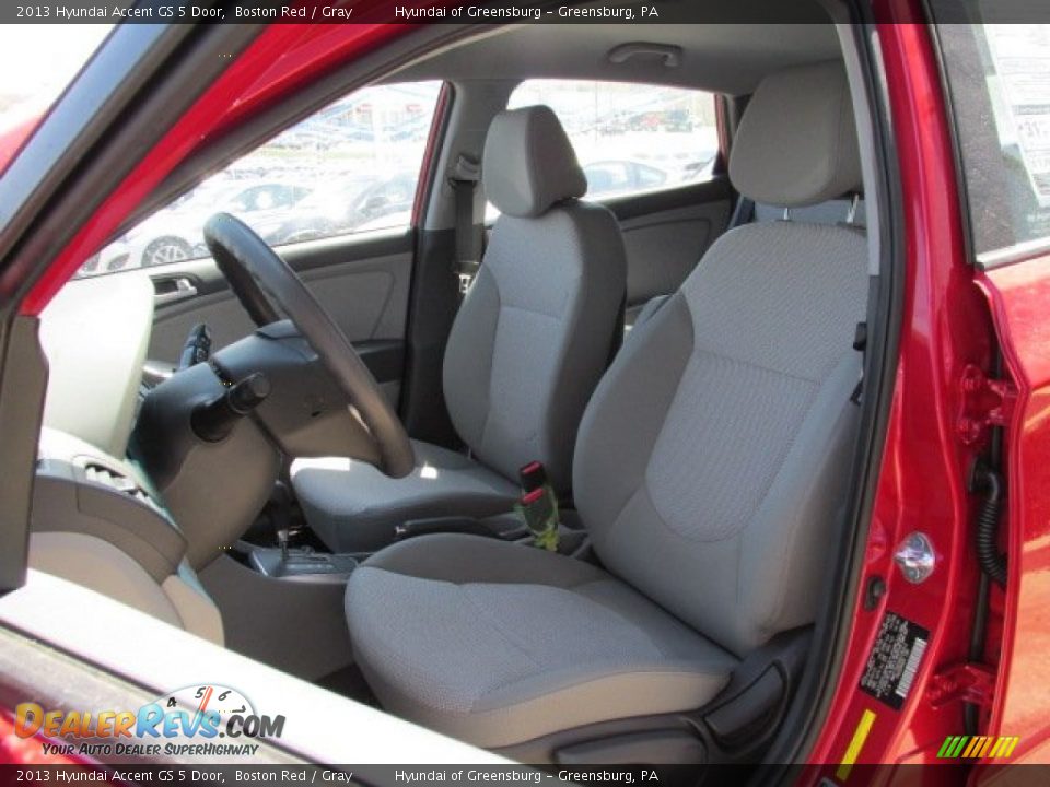 2013 Hyundai Accent GS 5 Door Boston Red / Gray Photo #7