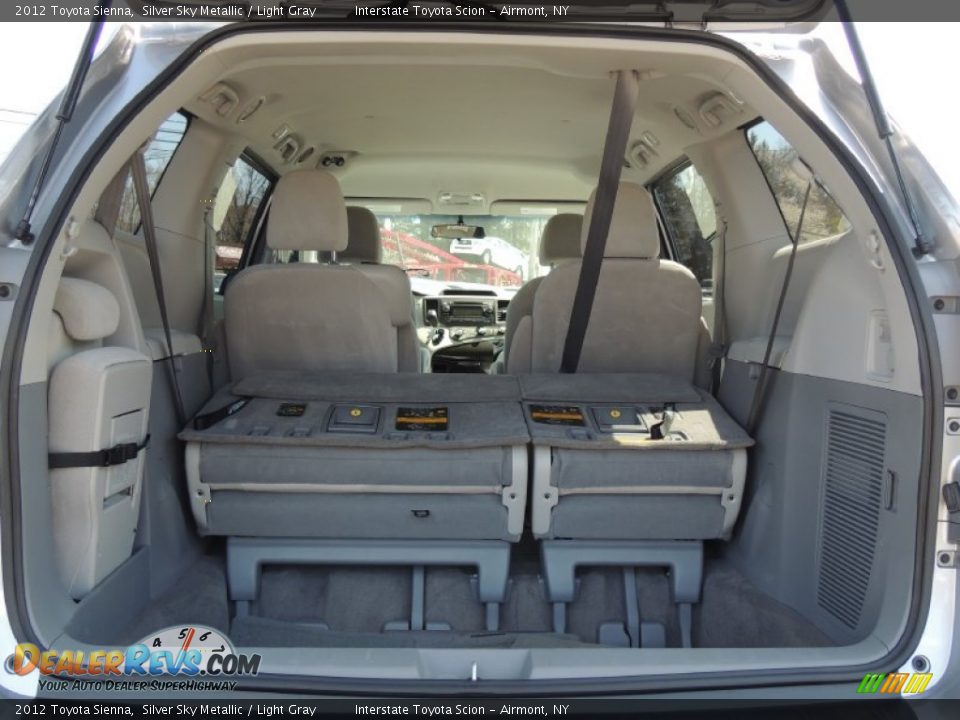 2012 Toyota Sienna Silver Sky Metallic / Light Gray Photo #17