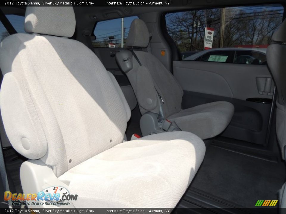 2012 Toyota Sienna Silver Sky Metallic / Light Gray Photo #18