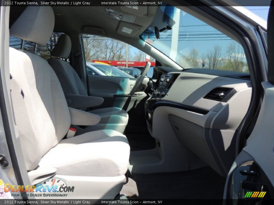 2012 Toyota Sienna Silver Sky Metallic / Light Gray Photo #21