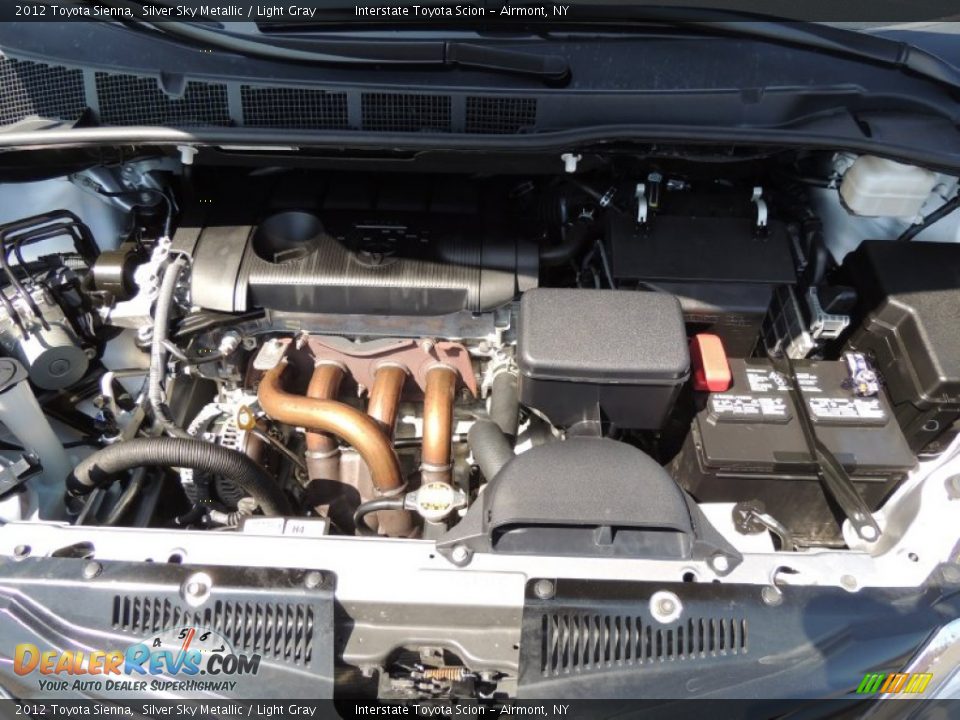 2012 Toyota Sienna Silver Sky Metallic / Light Gray Photo #24