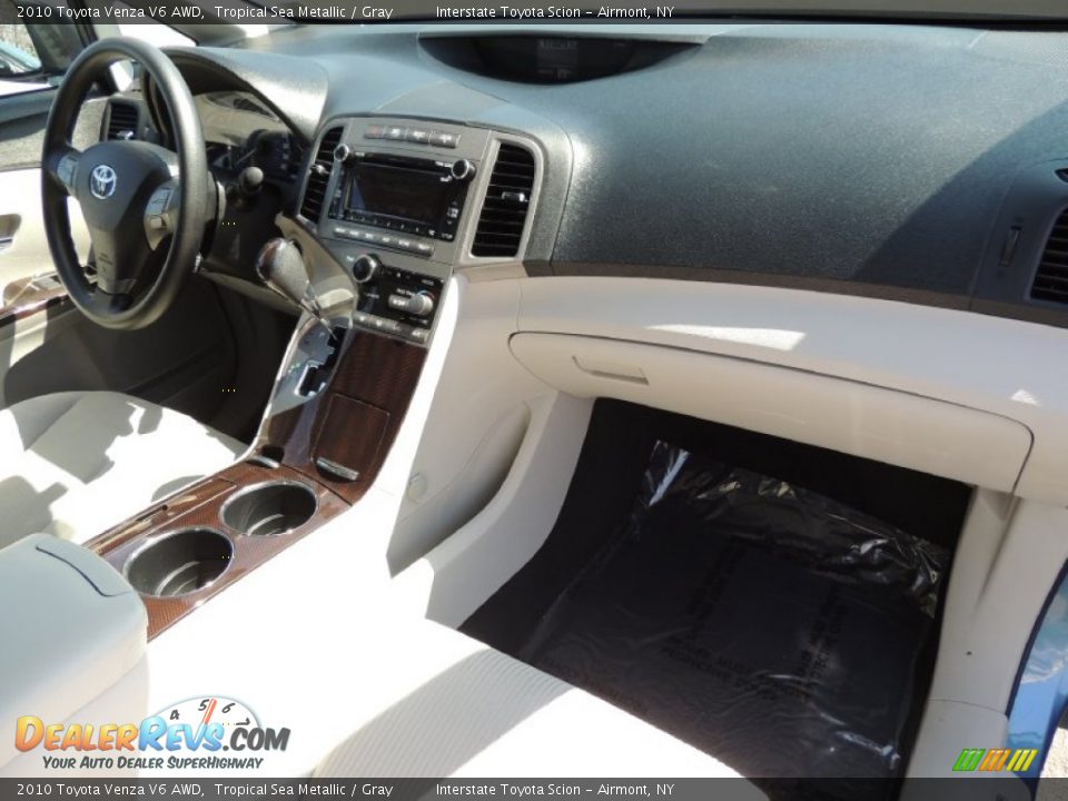 2010 Toyota Venza V6 AWD Tropical Sea Metallic / Gray Photo #20