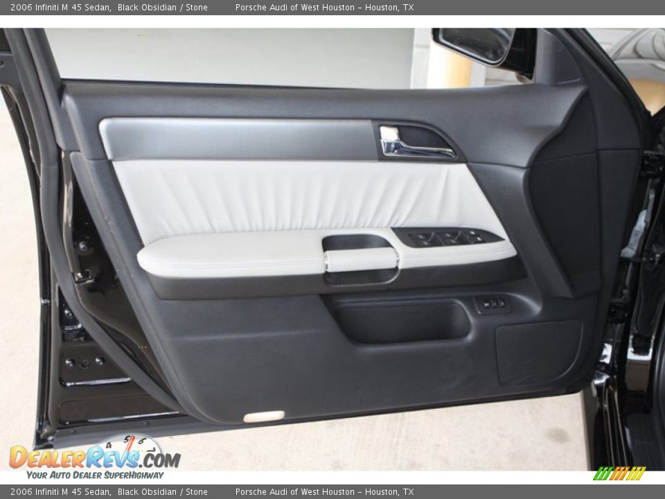 2006 Infiniti M 45 Sedan Black Obsidian / Stone Photo #17