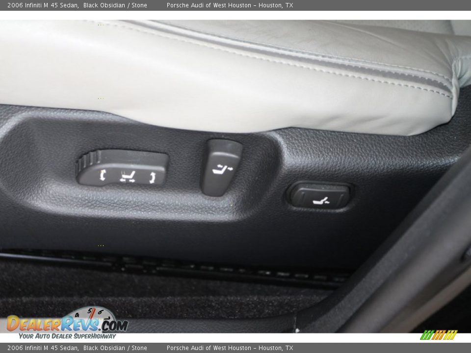 2006 Infiniti M 45 Sedan Black Obsidian / Stone Photo #27