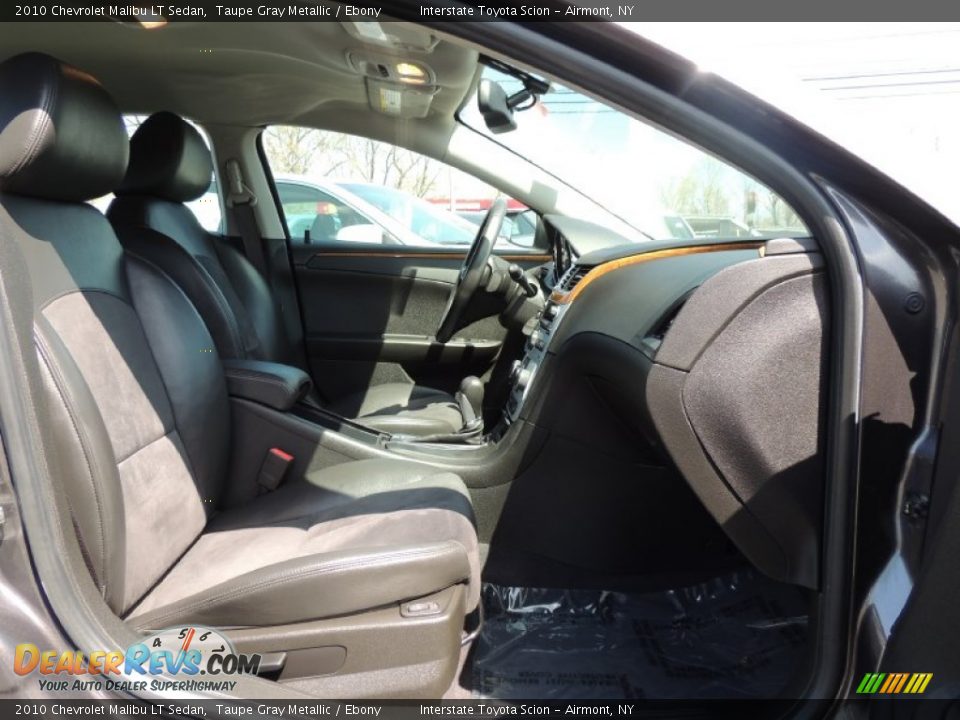 2010 Chevrolet Malibu LT Sedan Taupe Gray Metallic / Ebony Photo #21