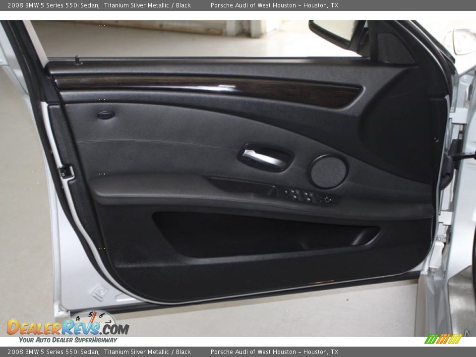2008 BMW 5 Series 550i Sedan Titanium Silver Metallic / Black Photo #17