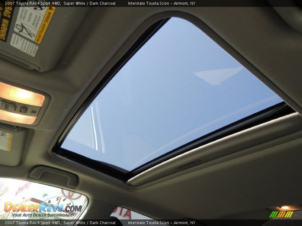 2007 Toyota RAV4 Sport 4WD Super White / Dark Charcoal Photo #11