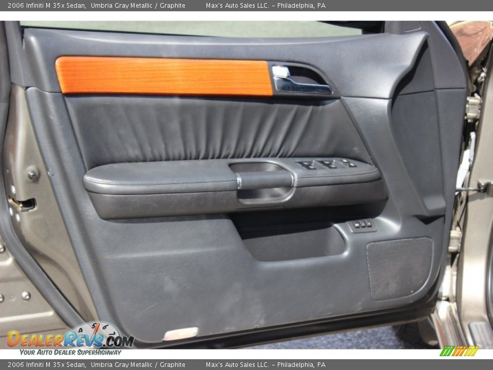 Door Panel of 2006 Infiniti M 35x Sedan Photo #20