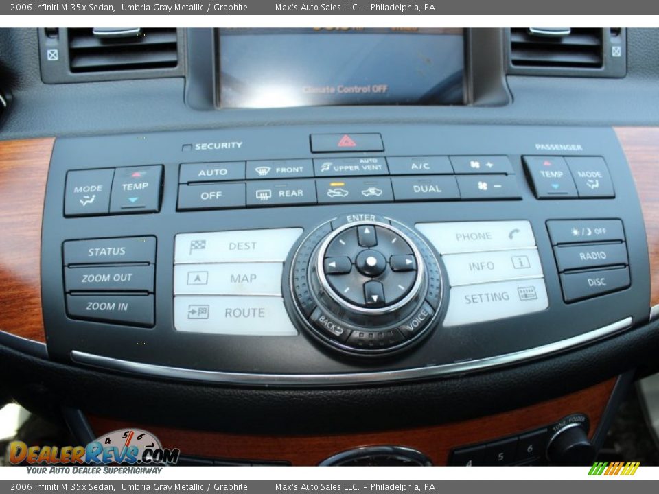 Controls of 2006 Infiniti M 35x Sedan Photo #34