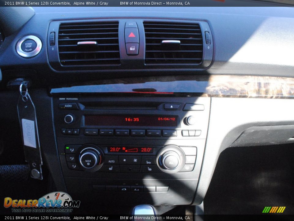 2011 BMW 1 Series 128i Convertible Alpine White / Gray Photo #22