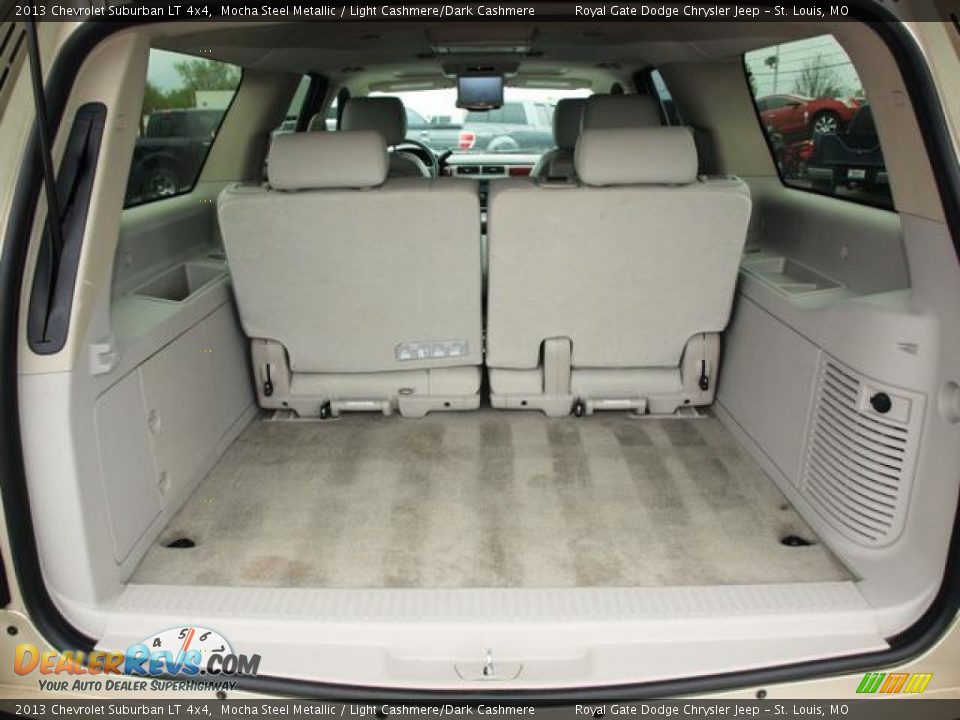 2013 Chevrolet Suburban LT 4x4 Mocha Steel Metallic / Light Cashmere/Dark Cashmere Photo #4