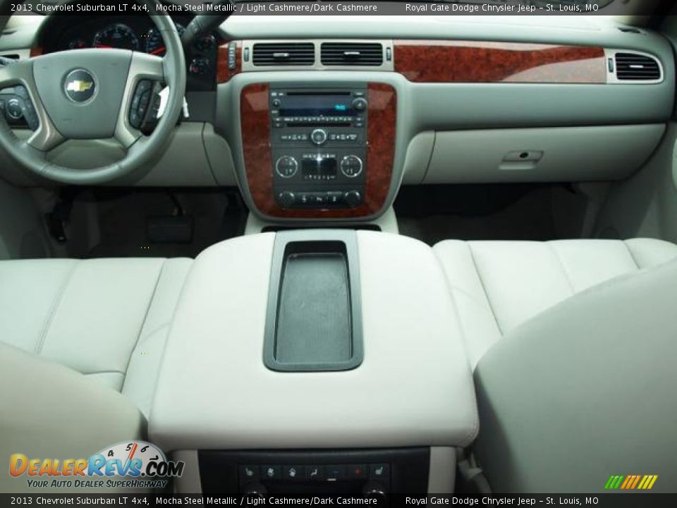 2013 Chevrolet Suburban LT 4x4 Mocha Steel Metallic / Light Cashmere/Dark Cashmere Photo #11