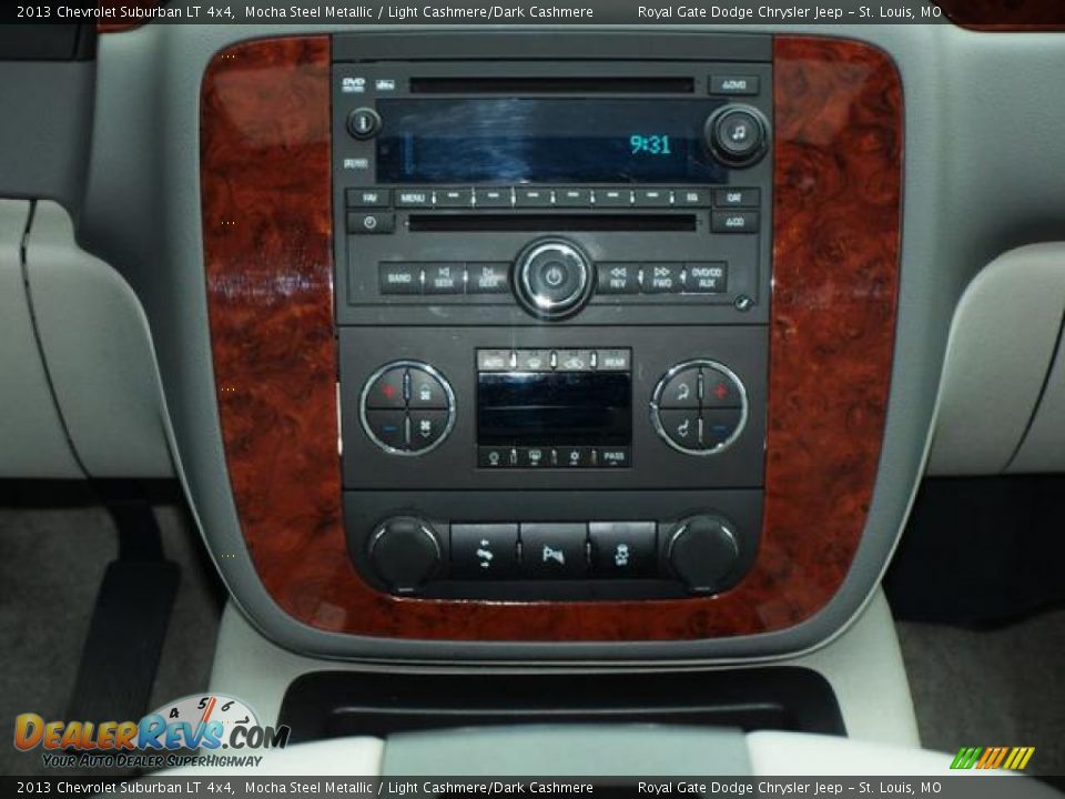 2013 Chevrolet Suburban LT 4x4 Mocha Steel Metallic / Light Cashmere/Dark Cashmere Photo #13