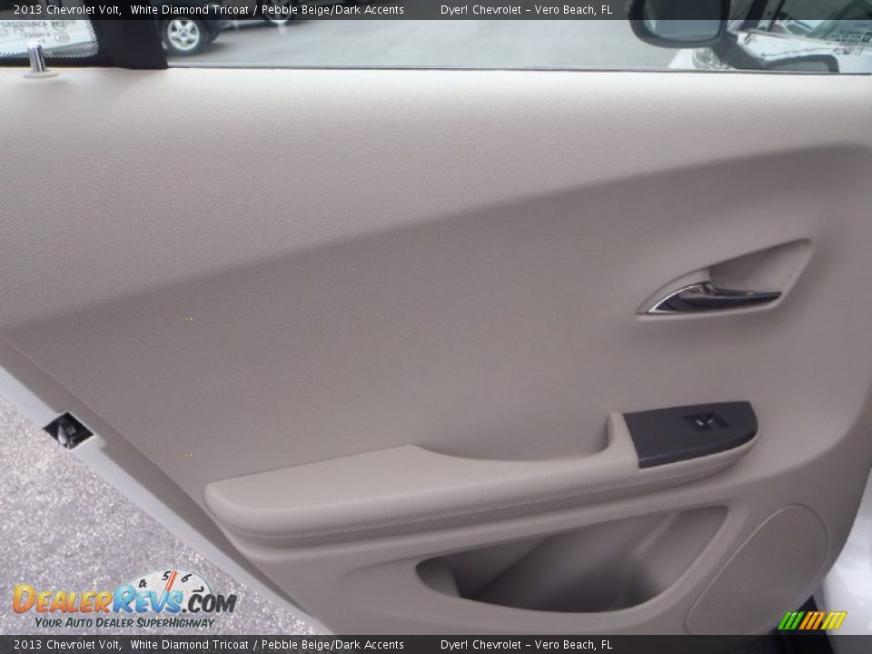 2013 Chevrolet Volt White Diamond Tricoat / Pebble Beige/Dark Accents Photo #17