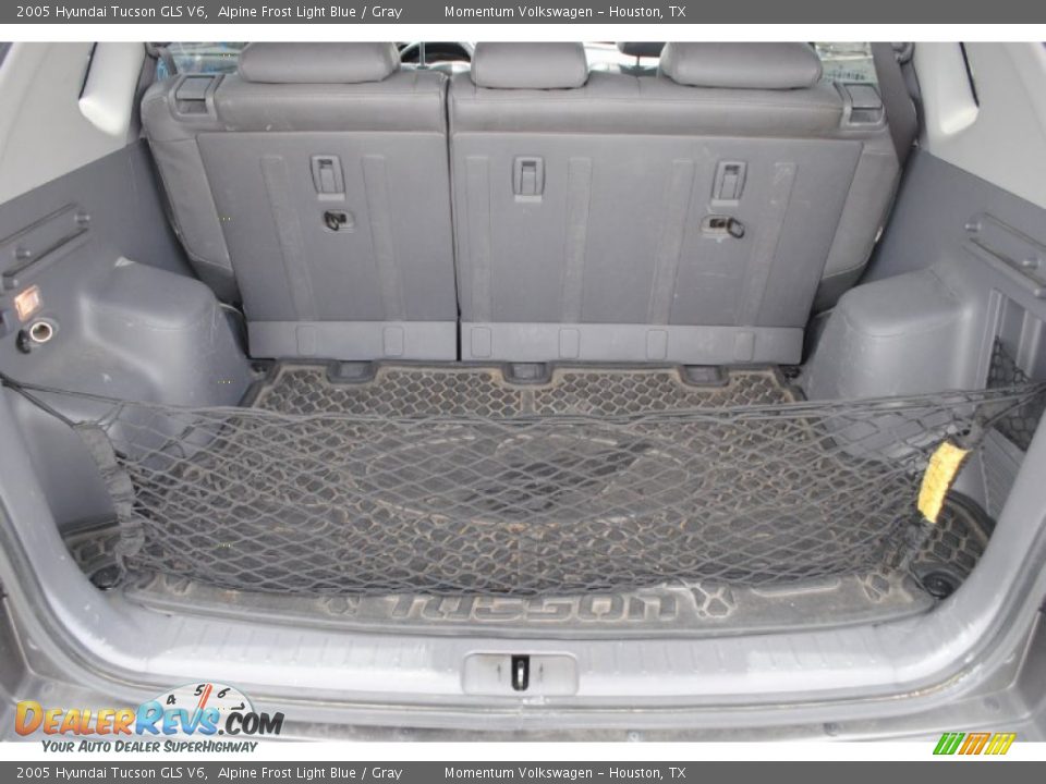2005 Hyundai Tucson GLS V6 Alpine Frost Light Blue / Gray Photo #18